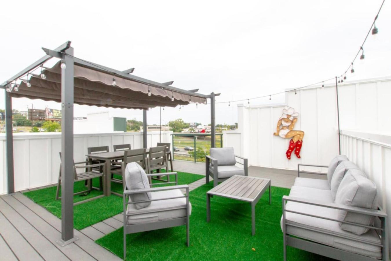 Villa Skyline Serenity Rooftop Patio With Ping Pong Nashville Exterior foto